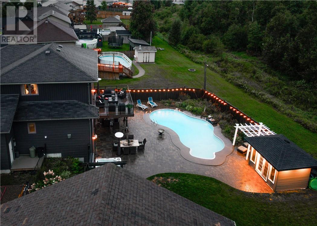 1528 Jeanne d’Arc Street