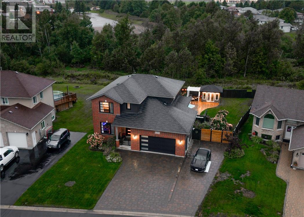 1528 Jeanne d’Arc Street