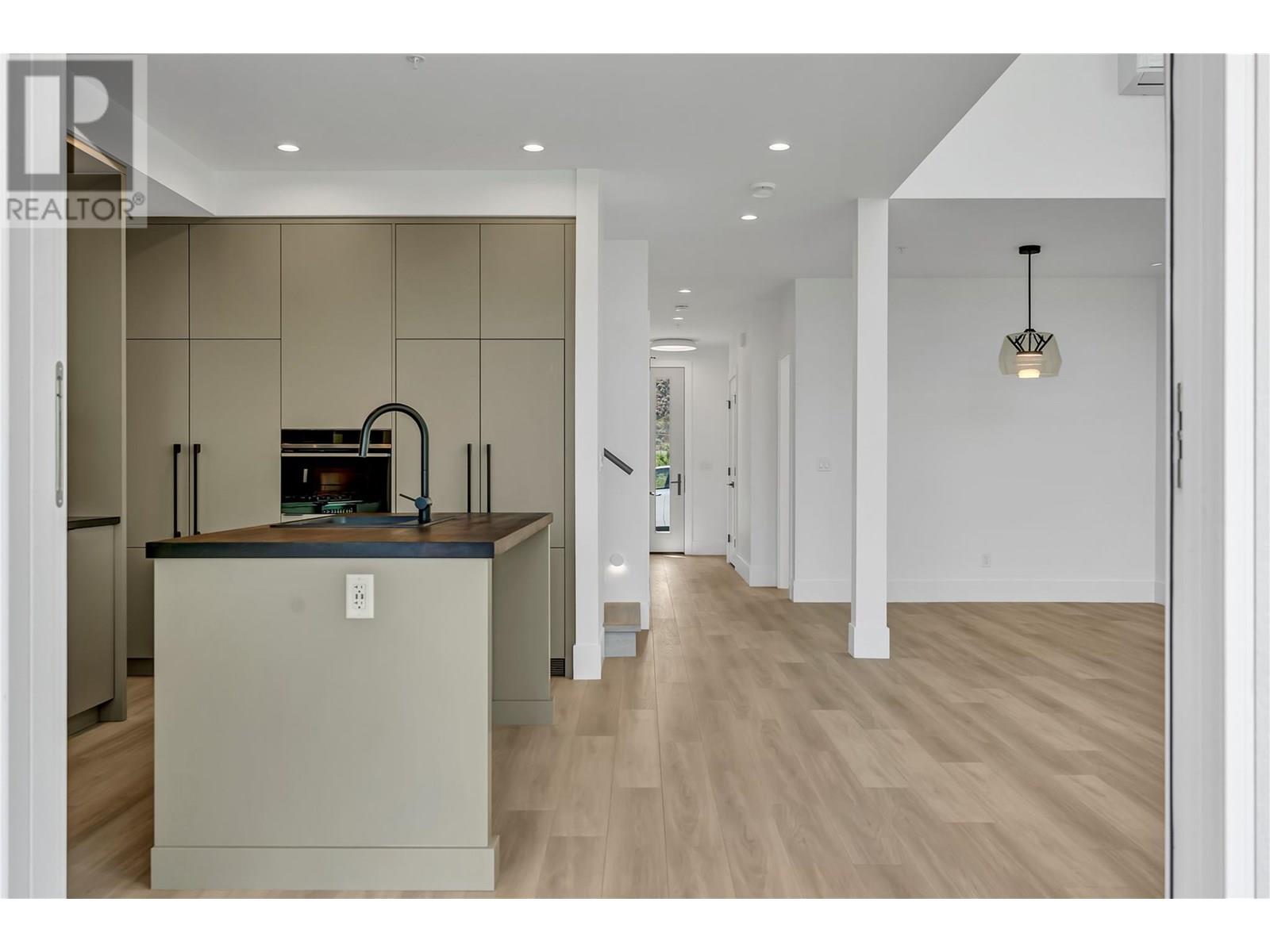 3190 Landry Crescent
