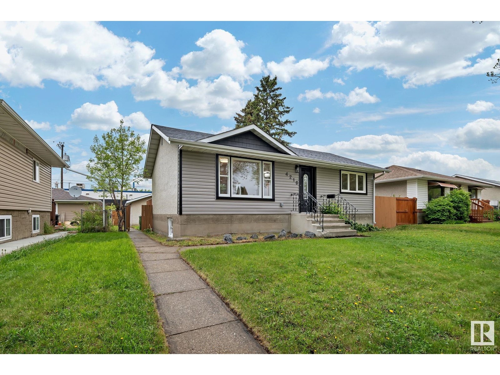 4218 117 AV NW