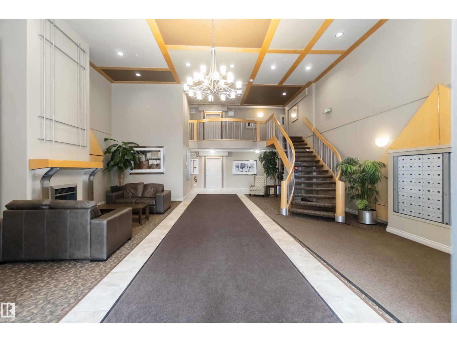 #113 10311 111 ST NW