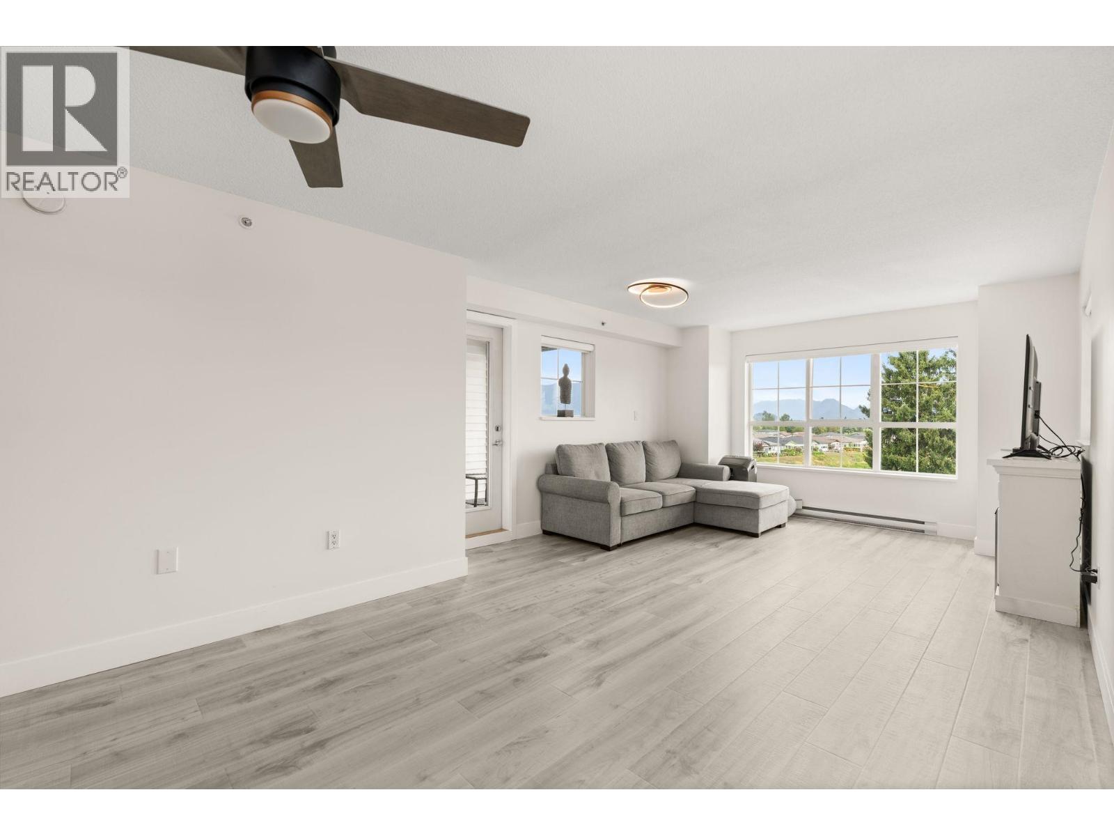 429 19673 MEADOW GARDENS WAY