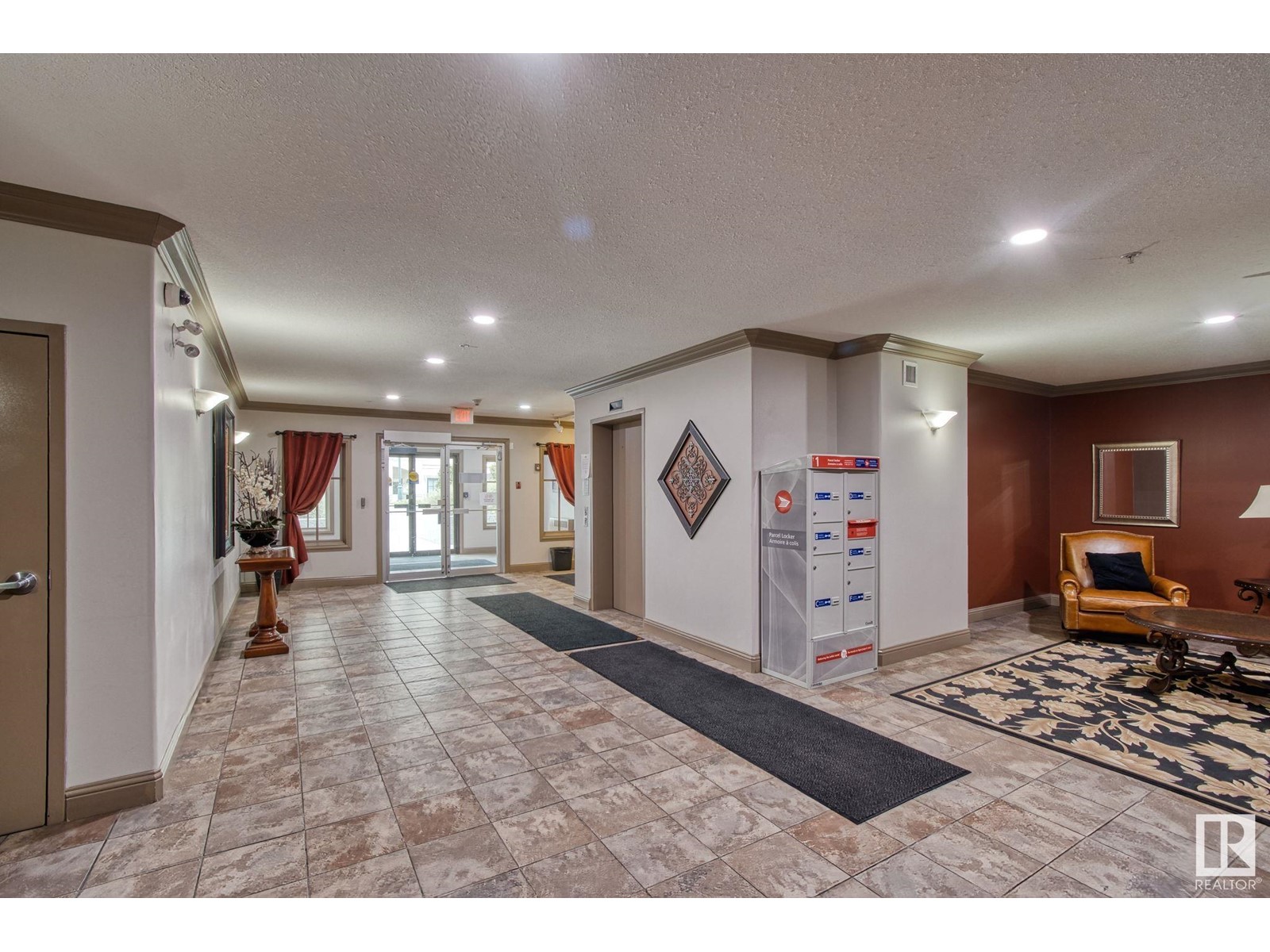 #109 1406 HODGSON WY NW