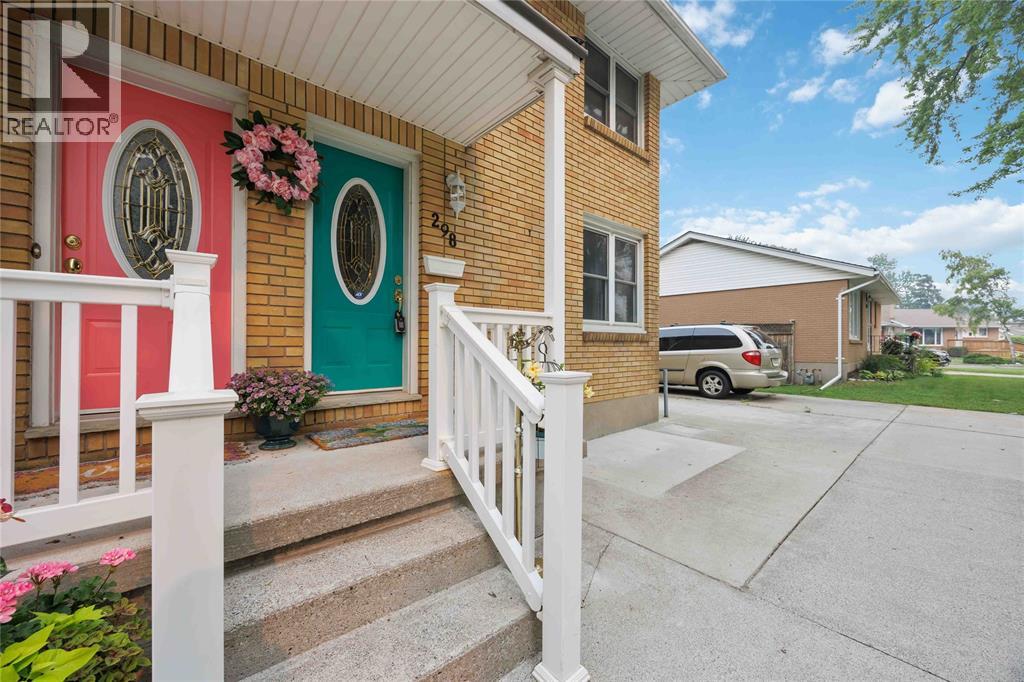 298 ELSFIELD CRESCENT