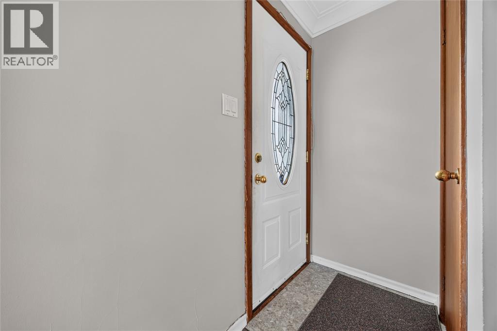 298 ELSFIELD CRESCENT