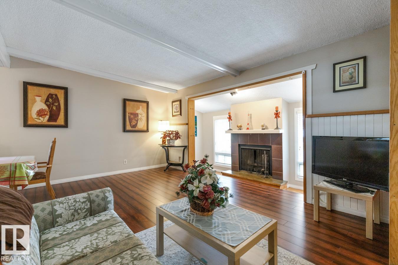 6303 89 AV NW