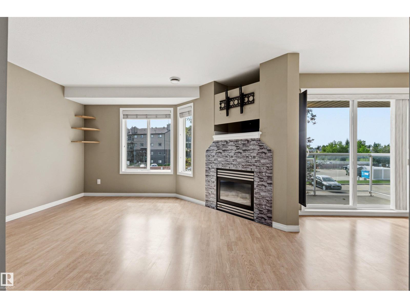 #19 2505 42 ST NW