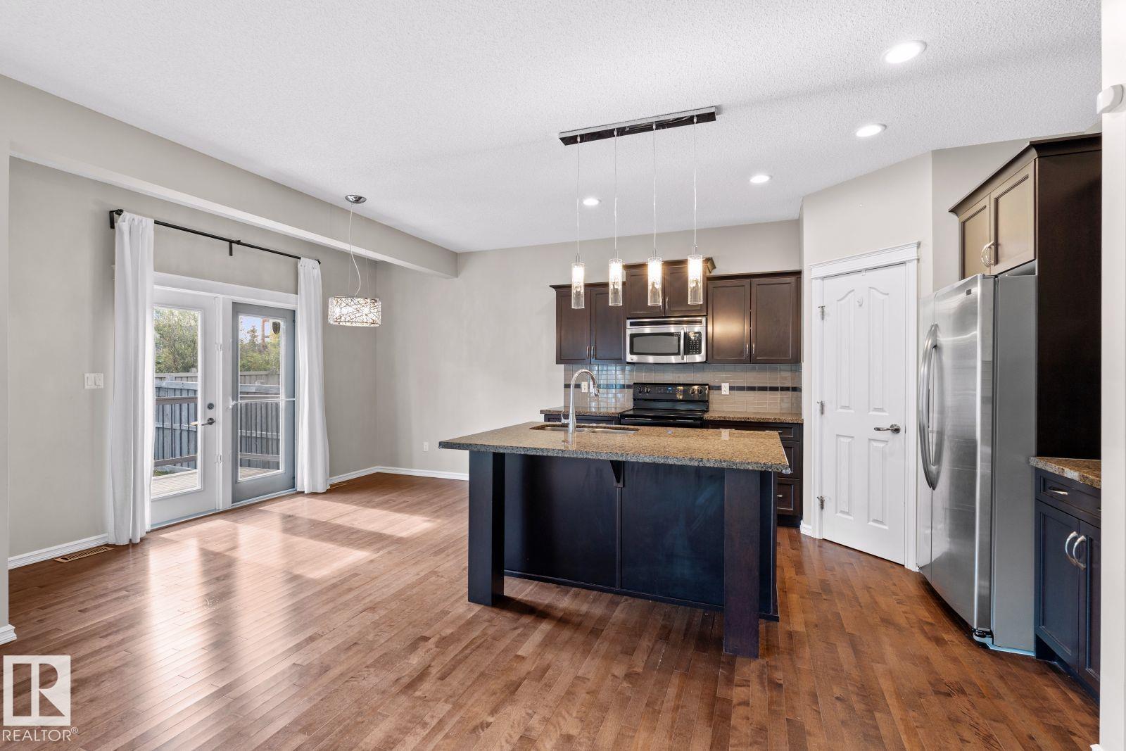 716 ADAMS WY SW