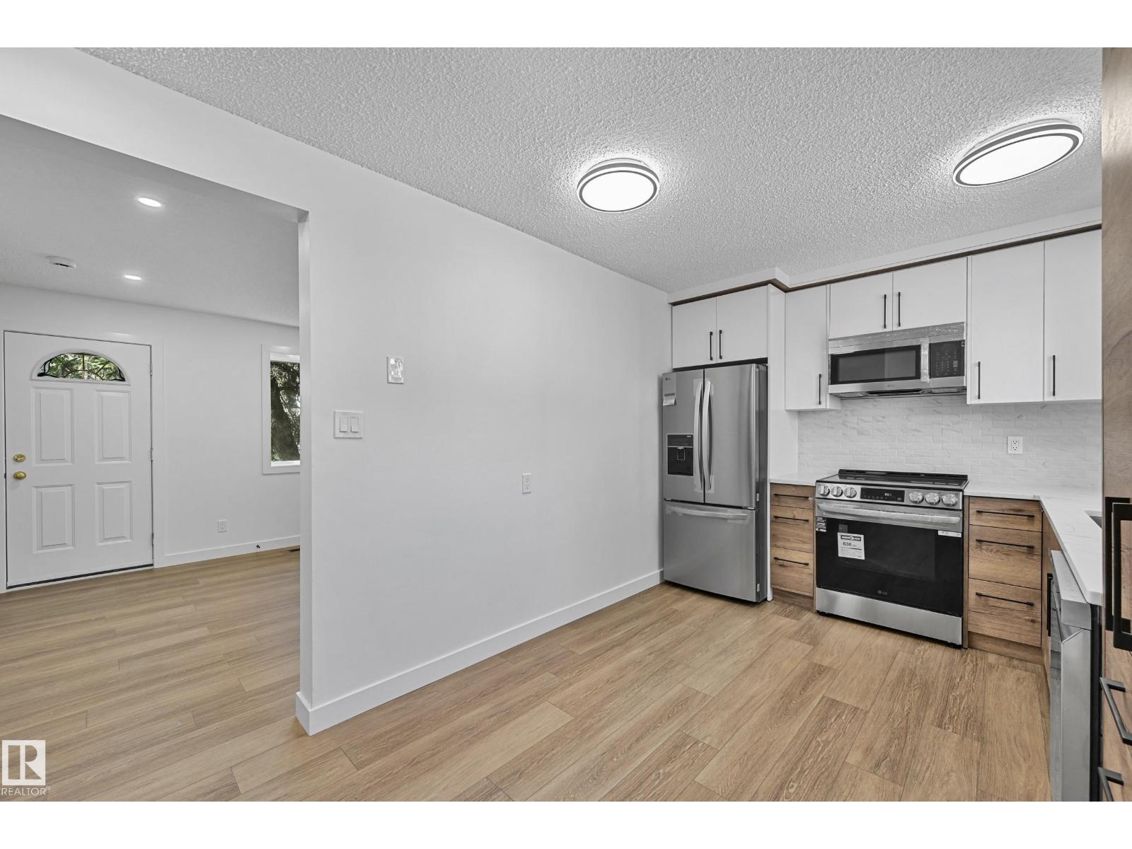 416 HERMITAGE RD NW