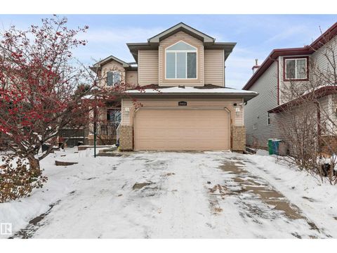 20432 50 AV NW Edmonton AB T6M2Z8