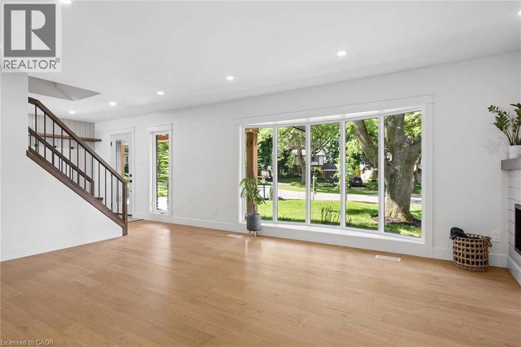 361 COLERIDGE Place