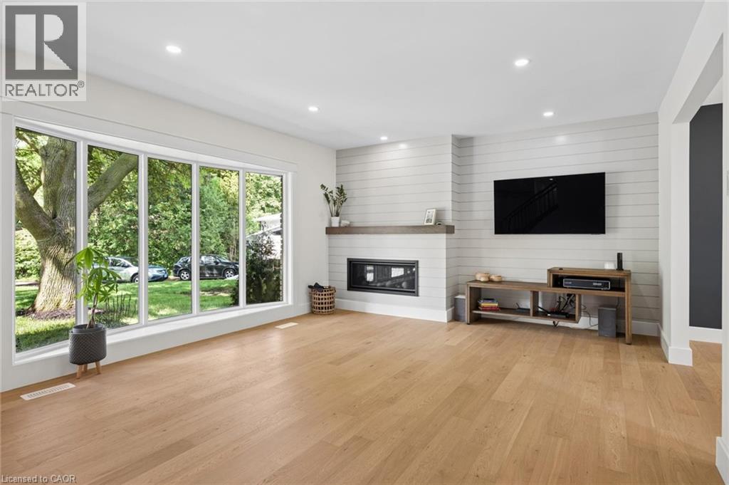361 COLERIDGE Place