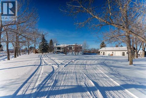 434205 32 Street E Rural Foothills County AB T1S7B7