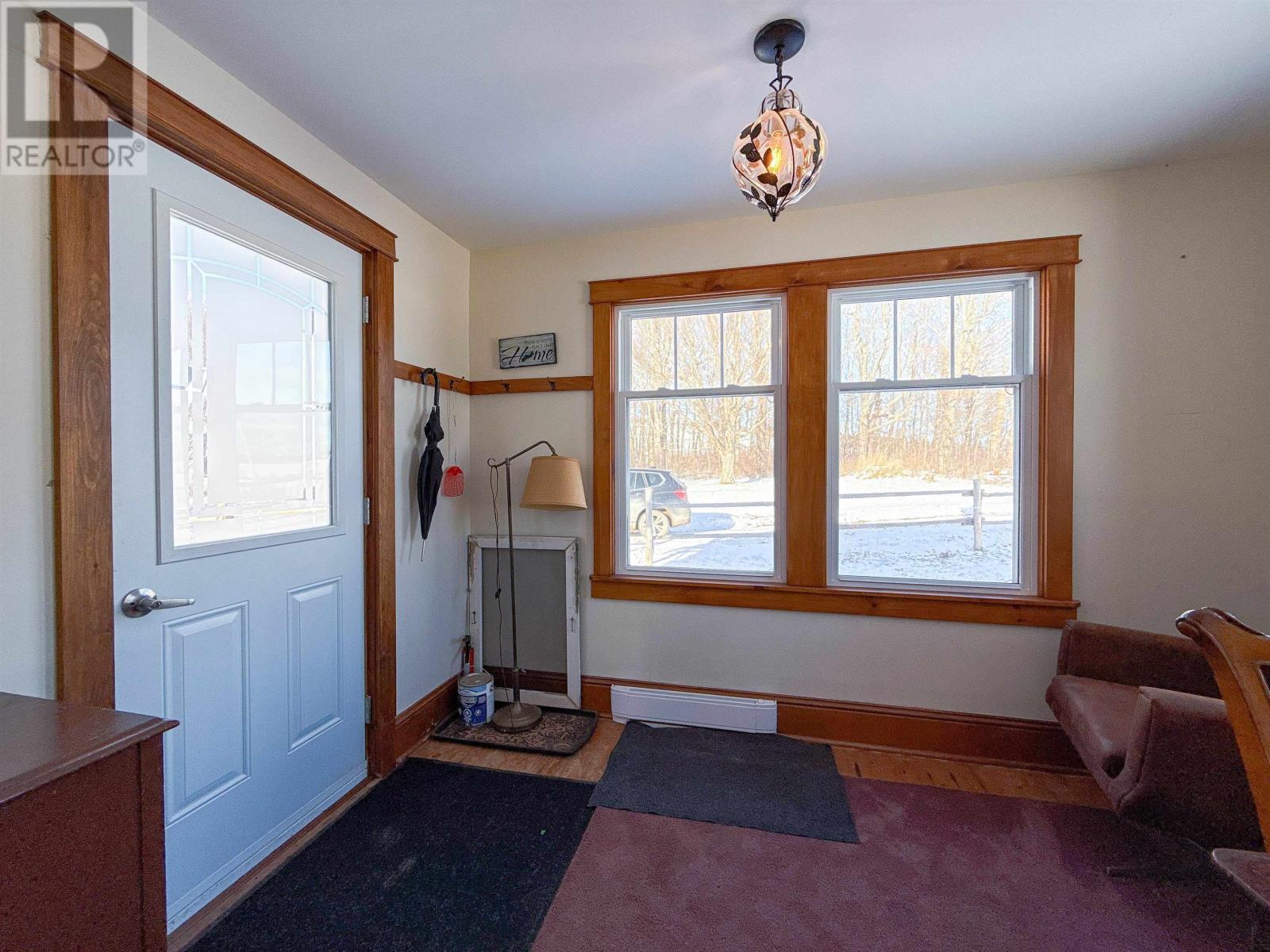 662 & 664 Long River Road