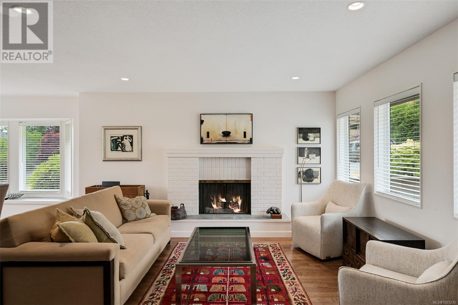 804 Seamist Pl