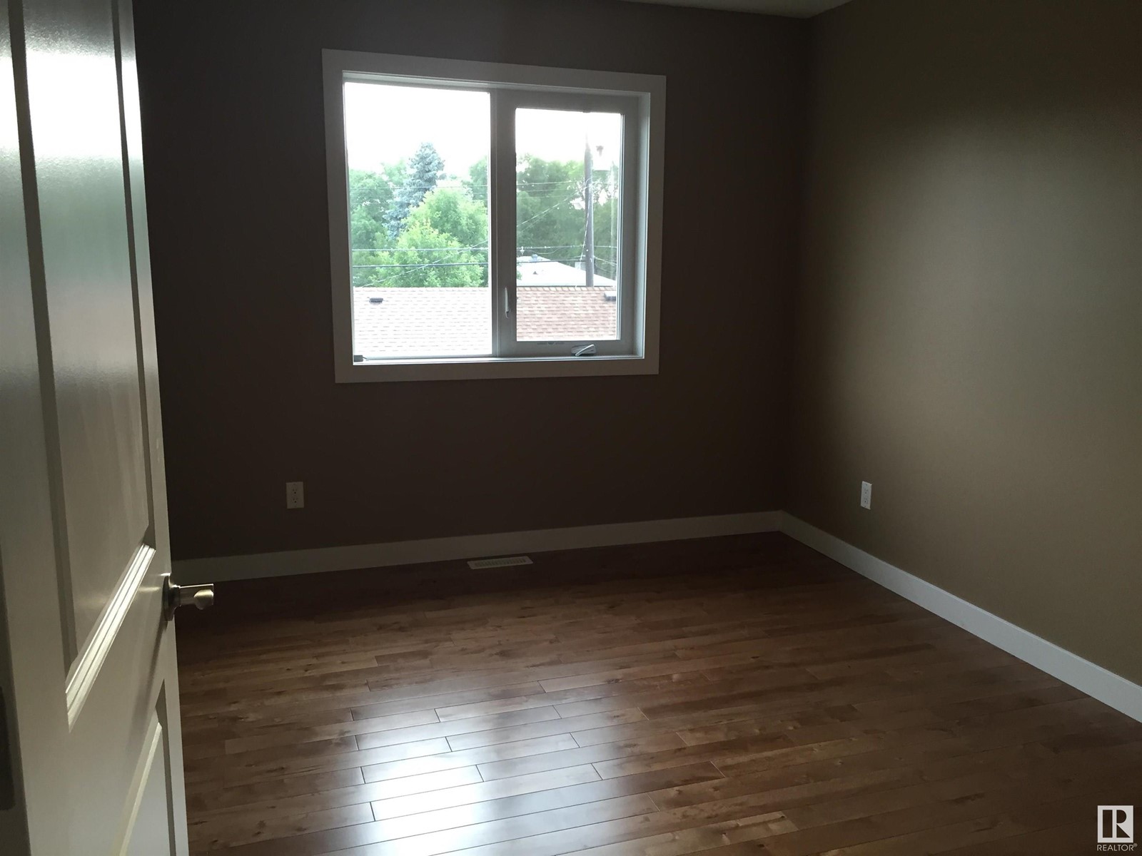 12224 88 ST NW NW
