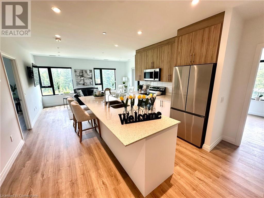 525 NEW DUNDEE Road Unit# 401