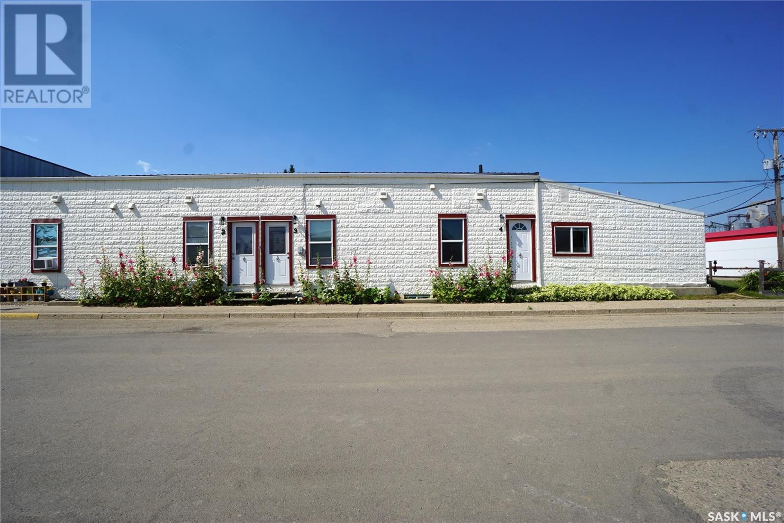 116 Main STREET