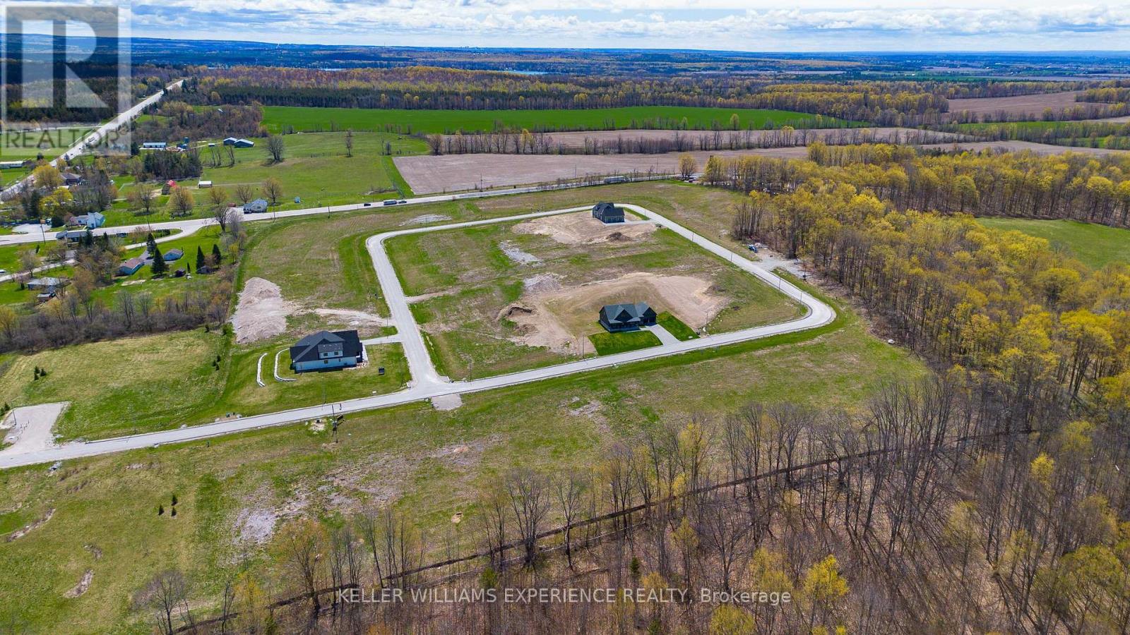 32 WAVERLEY HEIGHTS