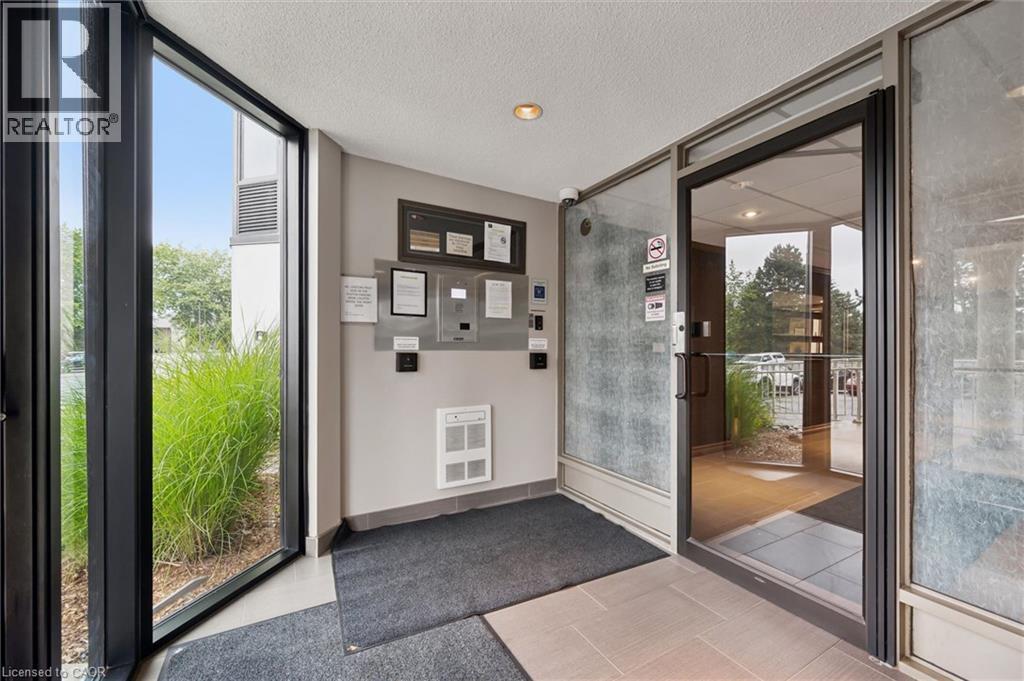 35 GREEN VALLEY Drive Unit# 1603