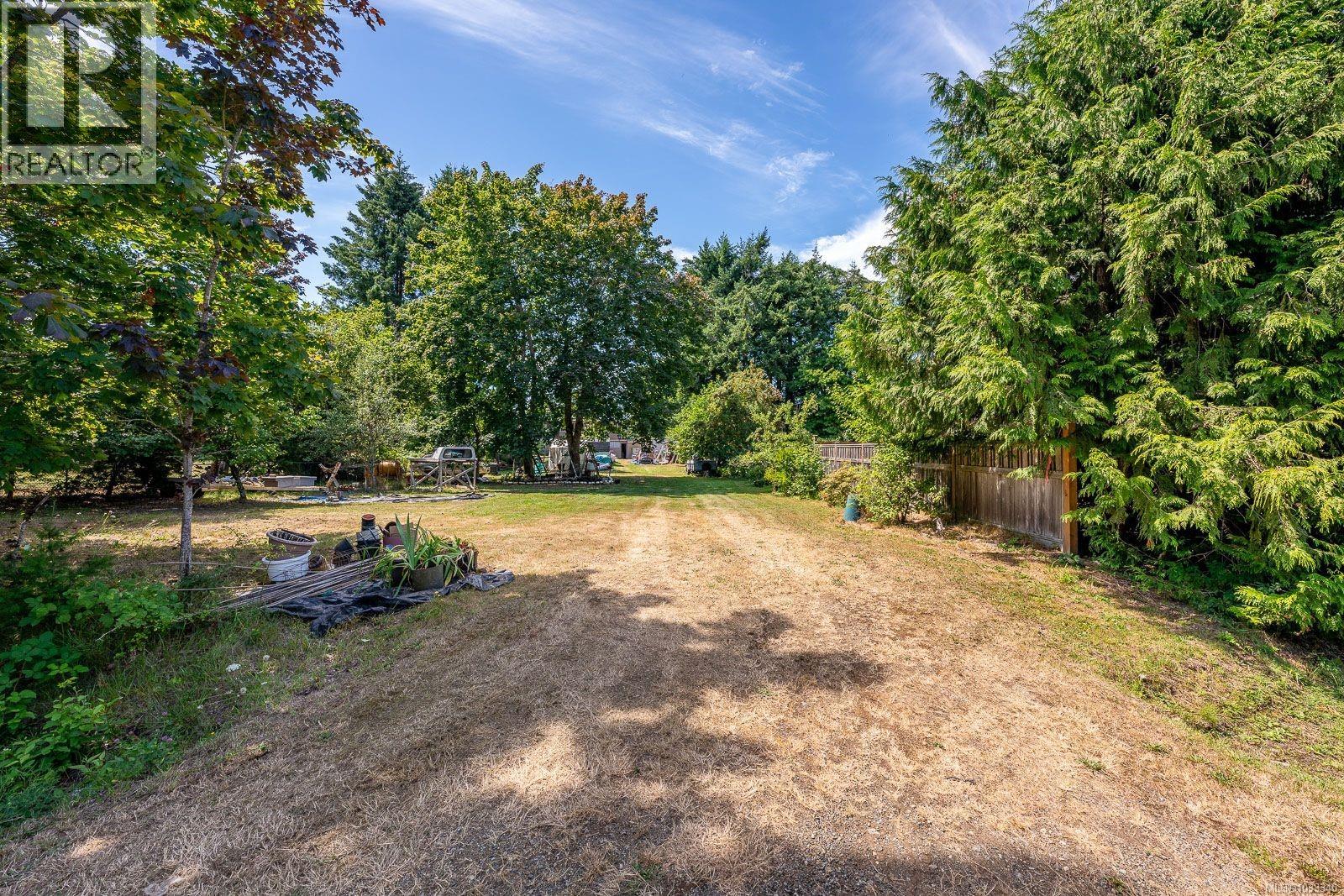 4732 Oakridge Dr