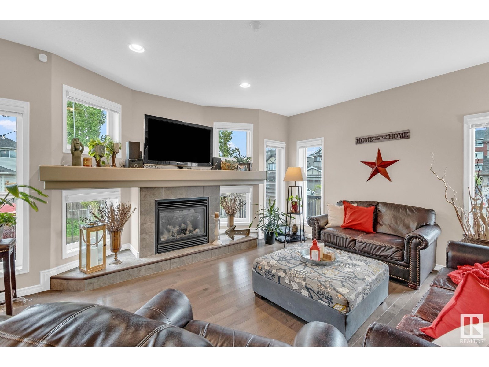 1426 CAREY WY SW