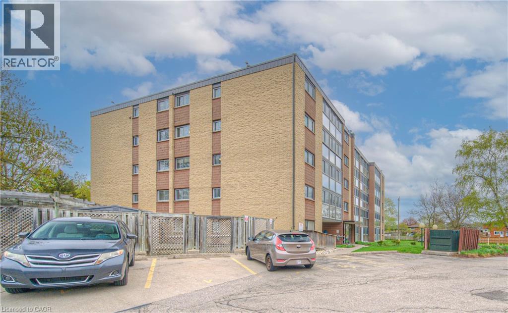 400 CHAMPLAIN Boulevard Unit# 406