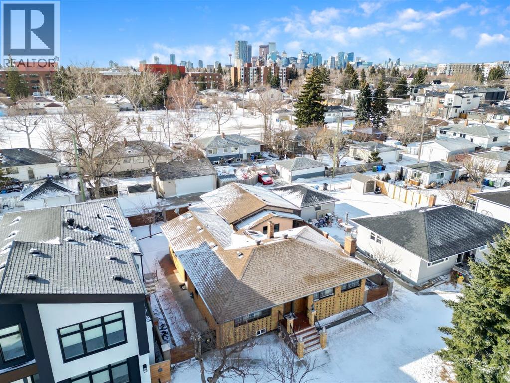 47 Montrose Crescent NE