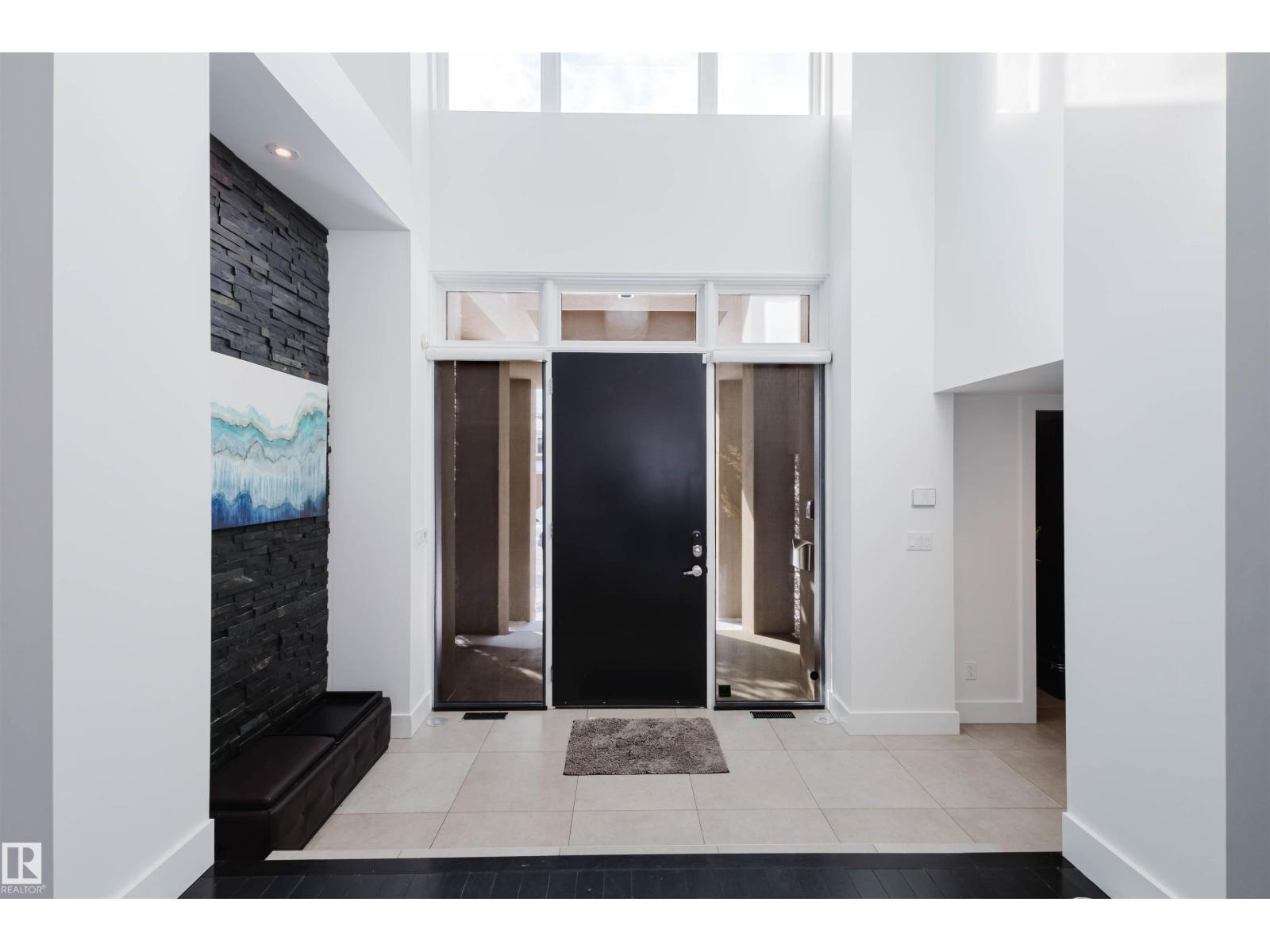 6307 125 ST NW