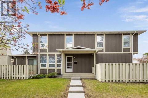 1404, 544 Blackthorn Road NE Calgary AB T2K5M9