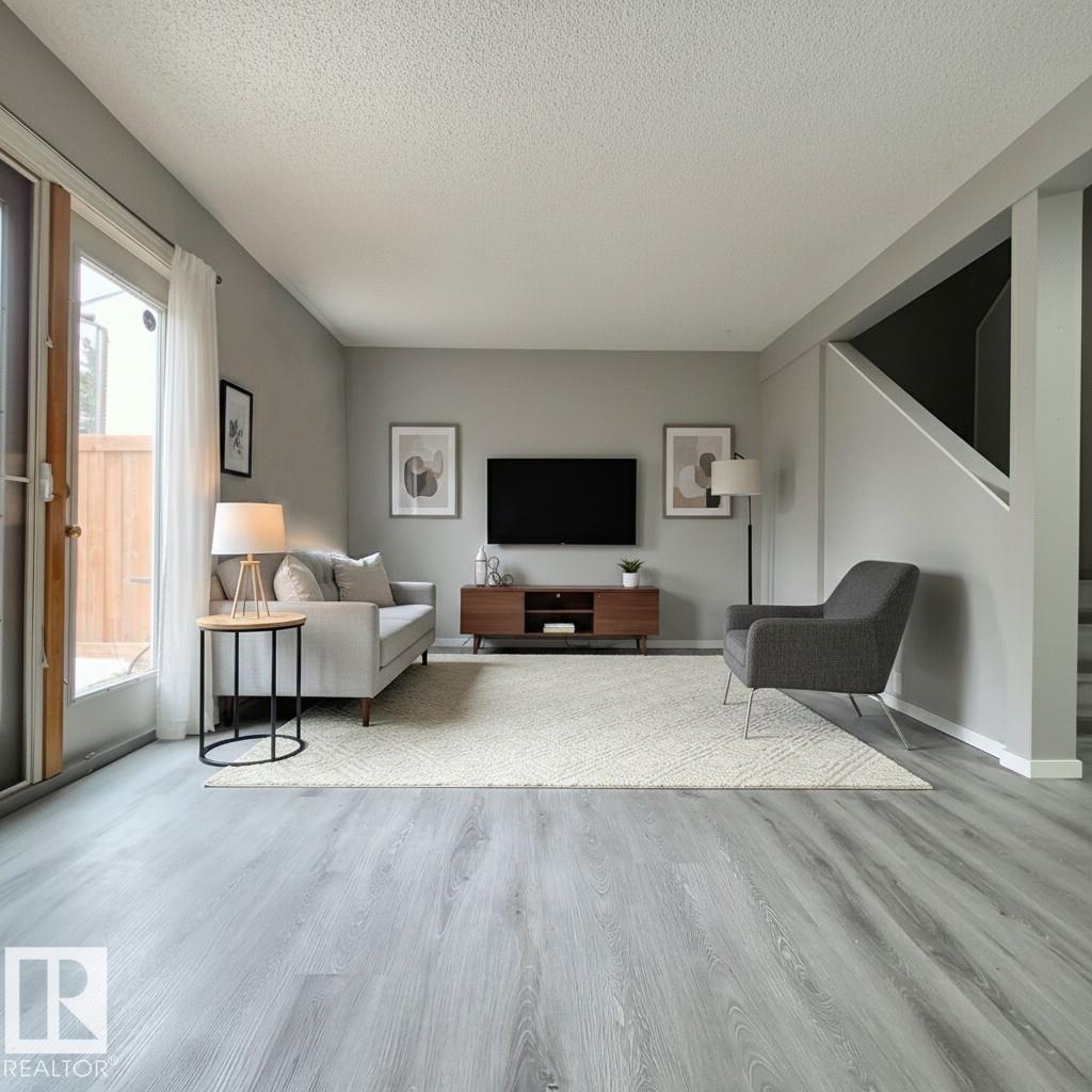 1312 LAKEWOOD RD W NW