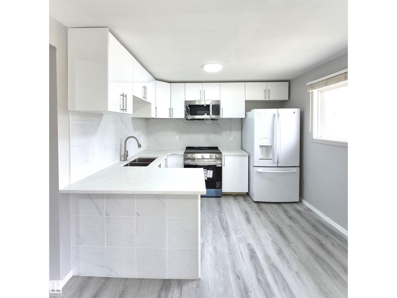 1312 LAKEWOOD RD W NW