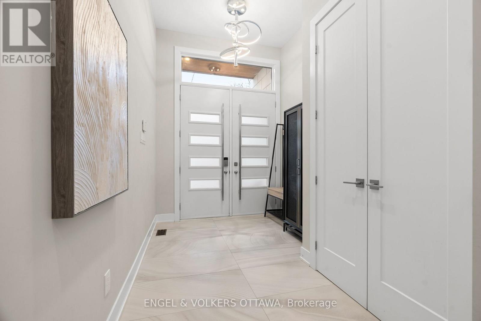 190 NORTHWESTERN AVENUE