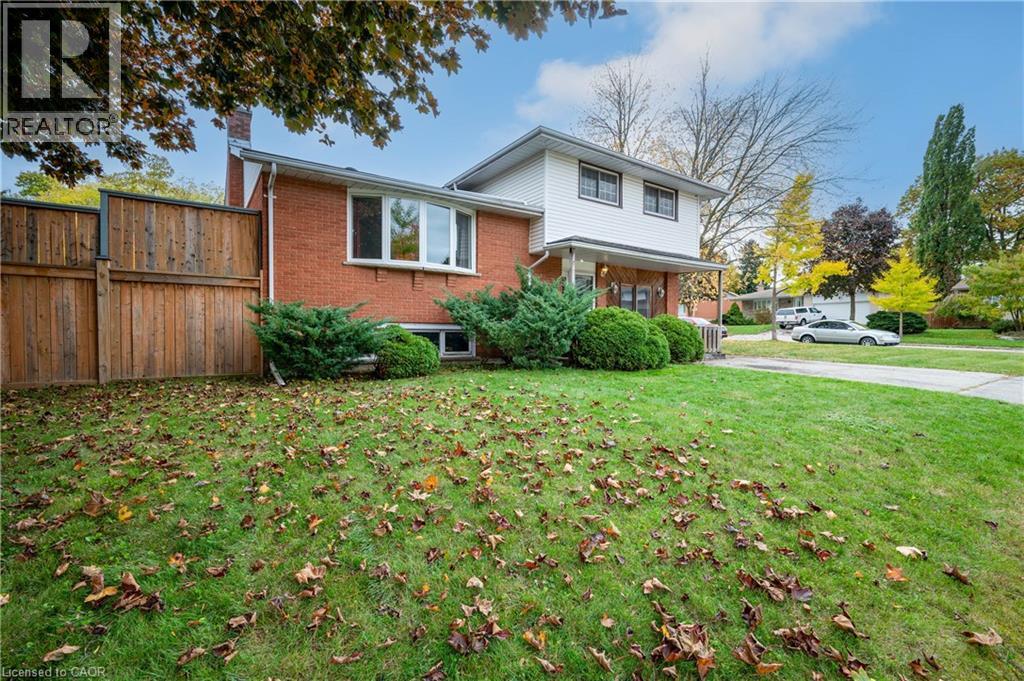 18 KINGSTON Crescent