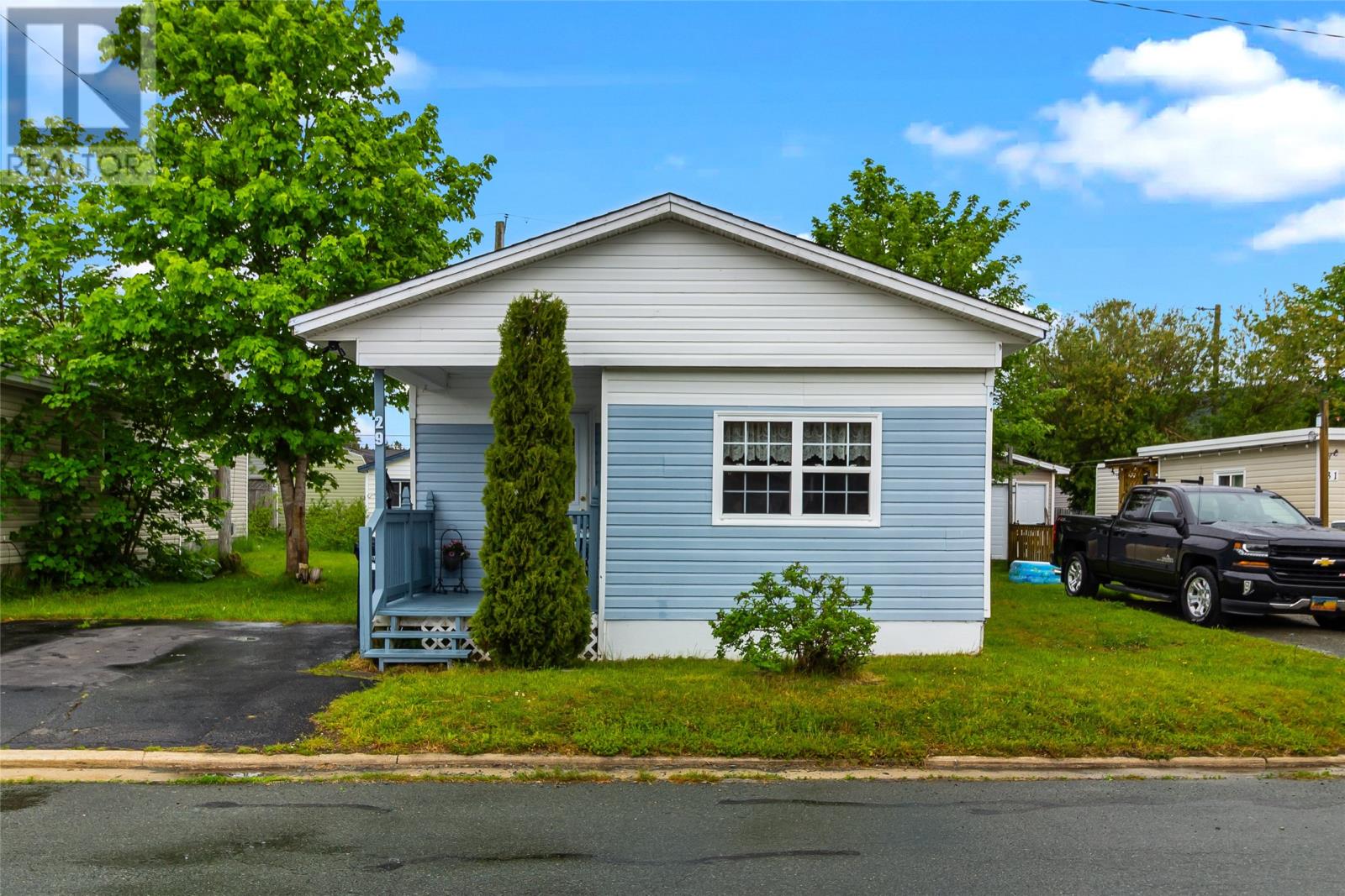 Photo 1 of 28 — 29 Riverside Drive W, St John's, NF A1S1S2