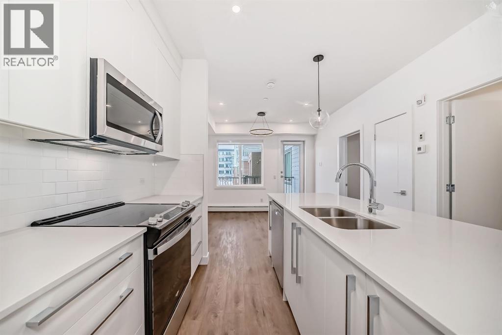 4416, 6 Merganser Drive W