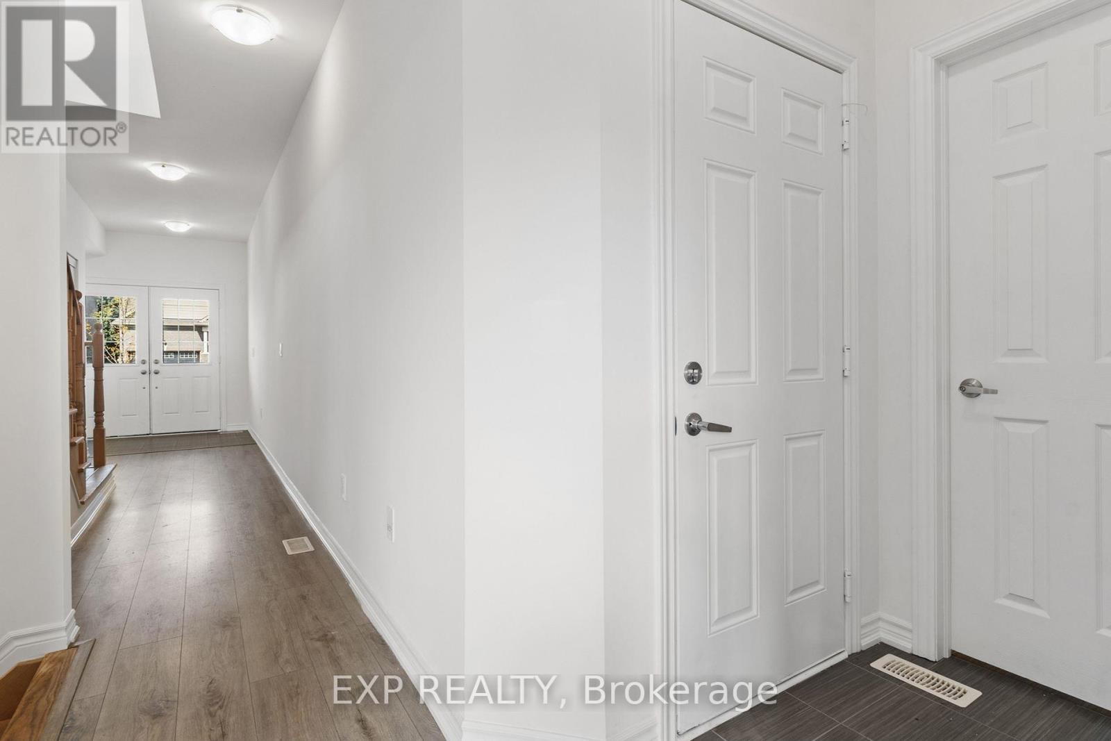 230 RIDLEY CRESCENT