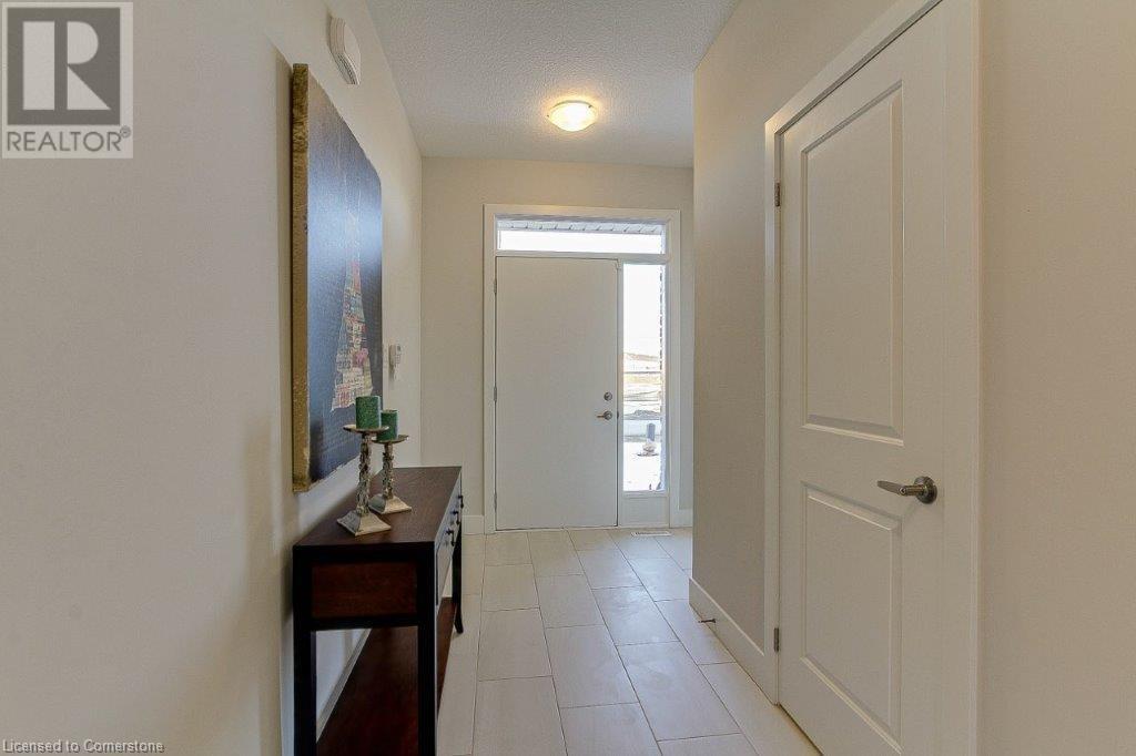 2258 SOUTHPORT Crescent
