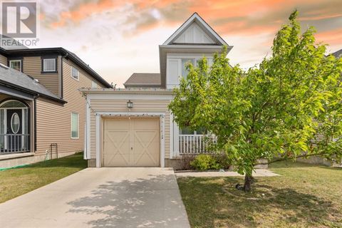 935 WINDHAVEN Close SW Airdrie AB T4B0P2
