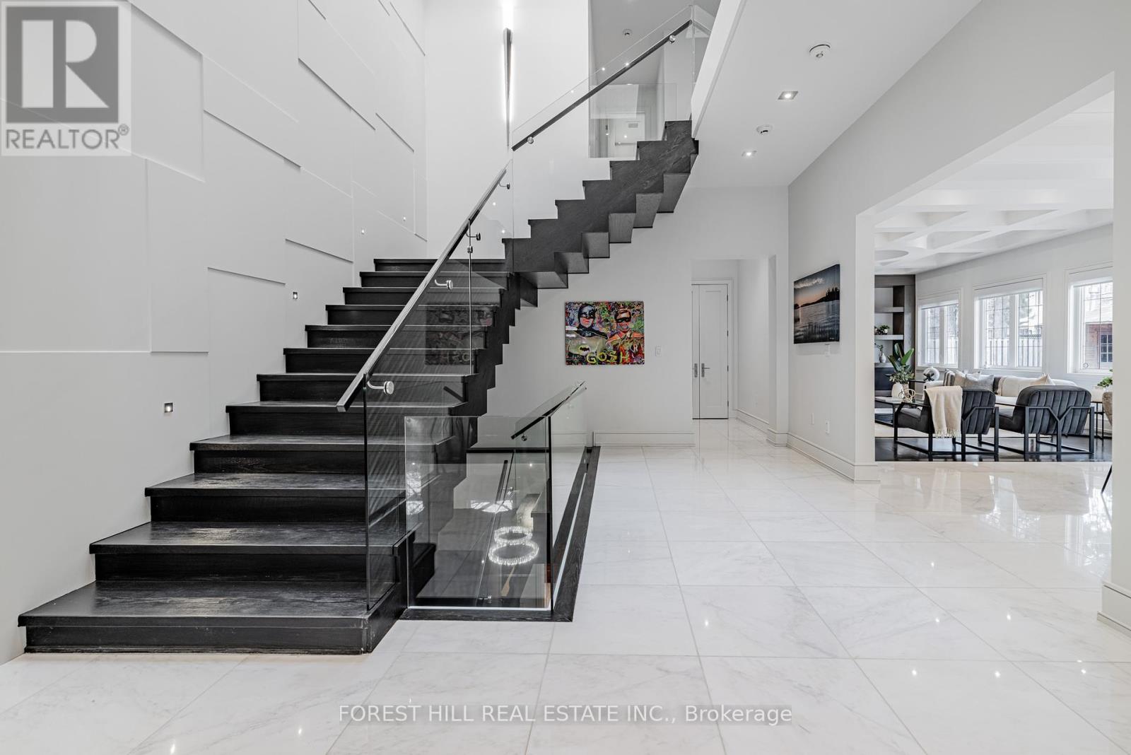 29 JUNEWOOD CRESCENT