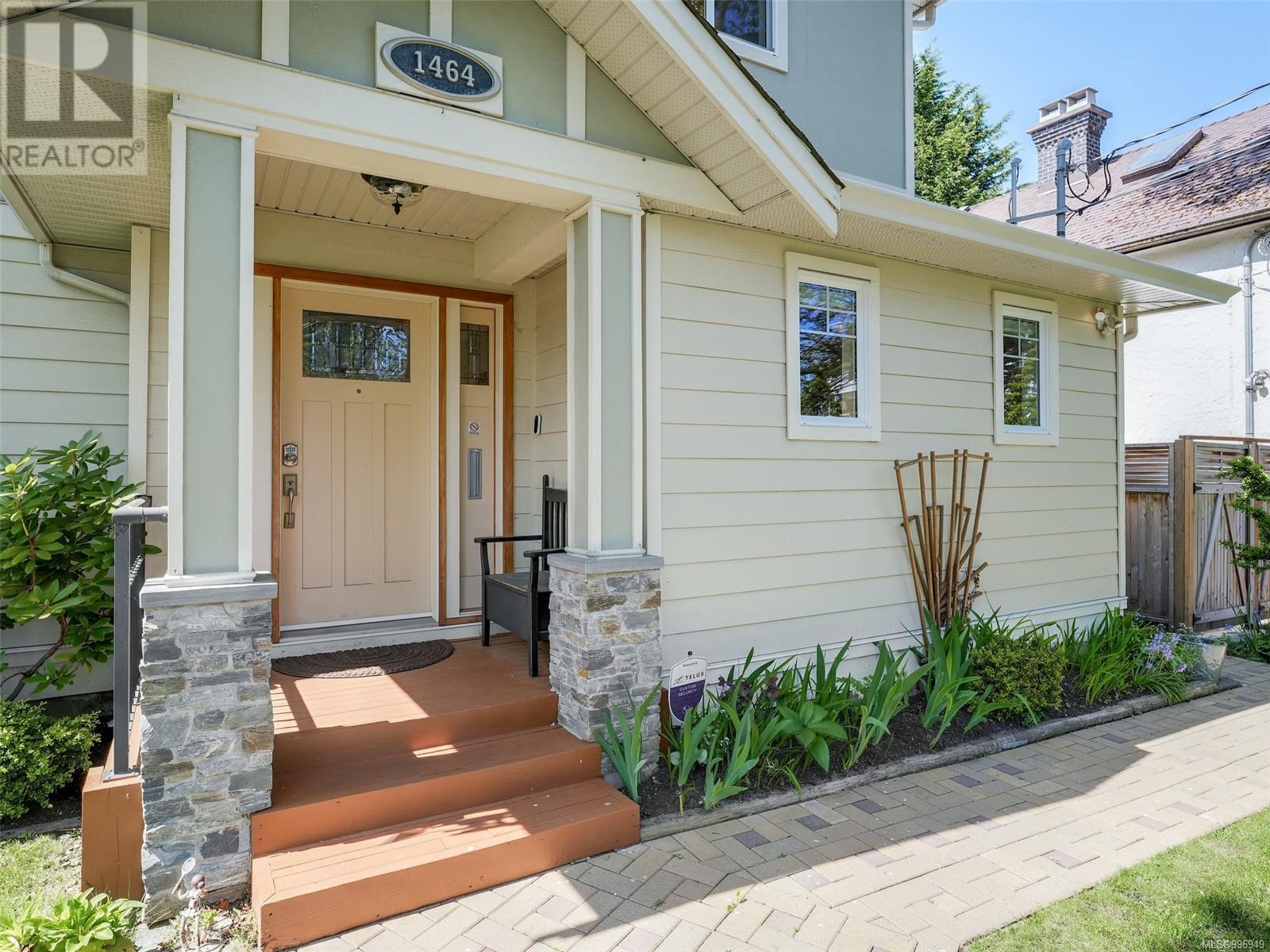 1464 St. Patrick St
