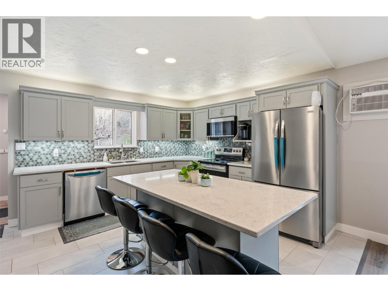 2616 Middle Bench Road