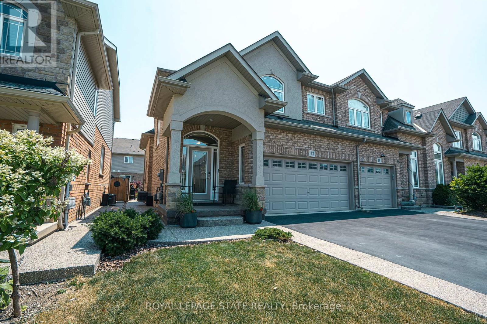 12 CHARLESWOOD CRESCENT