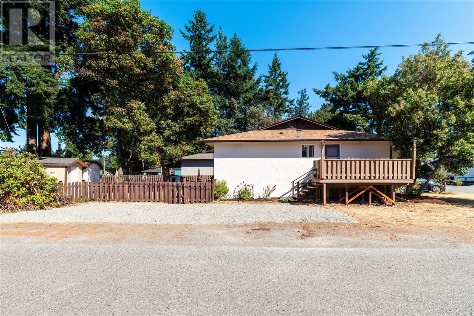 3162 Metchosin Rd