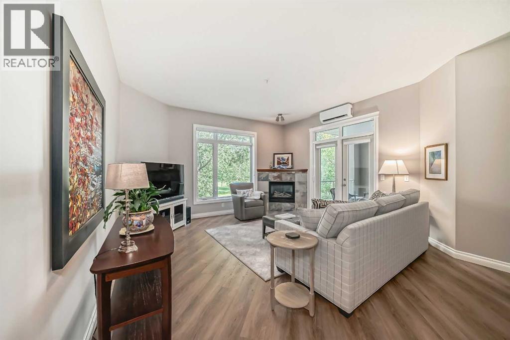 7204, 14 Hemlock Crescent SW