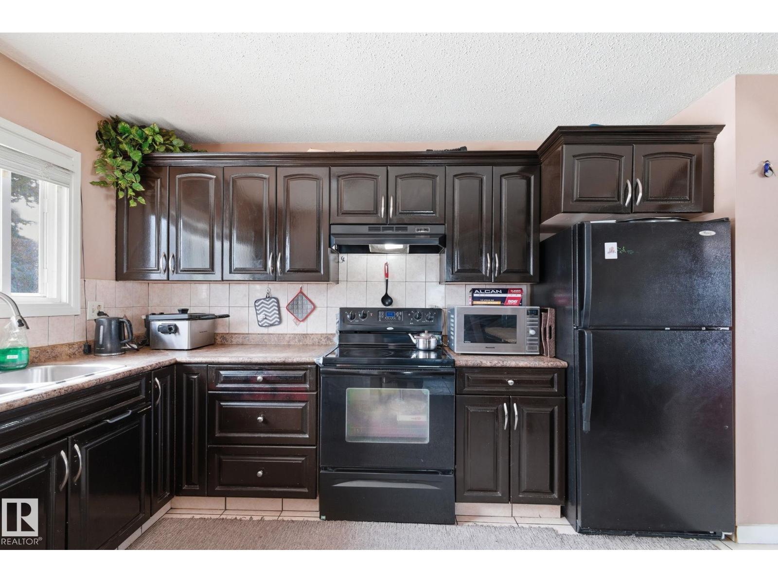 10617 167A AV NW