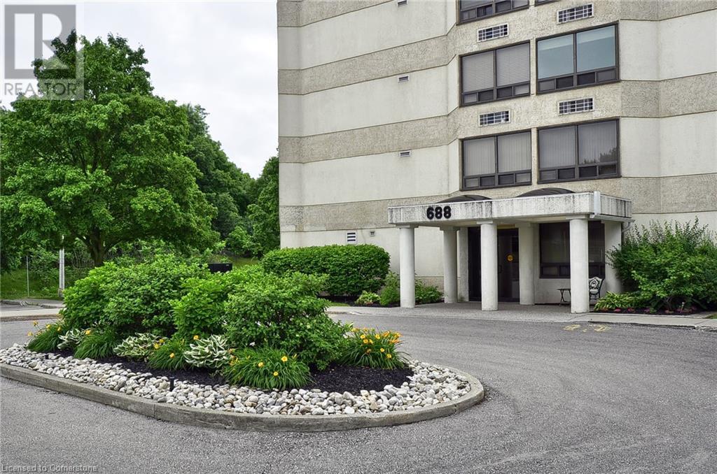 688 PRESTON Parkway Unit# 306