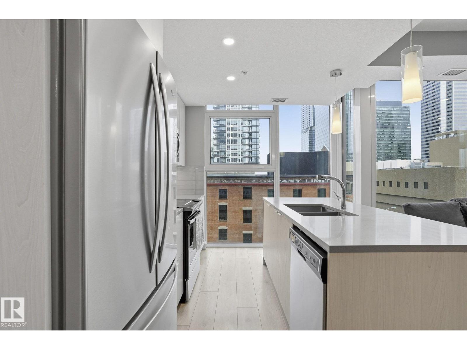 #503 10180 103 ST NW