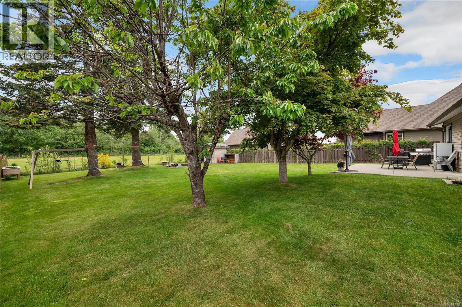 230 Carolyn Rd