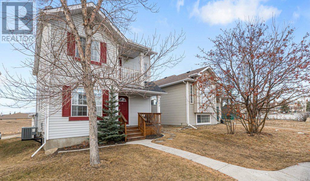 152 Harvest Gold Circle NE